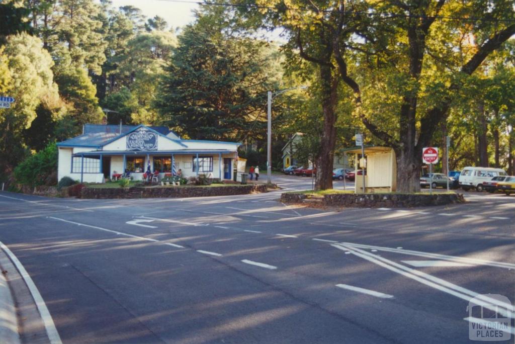 Five Ways Kalorama (Uniting Church), 2000