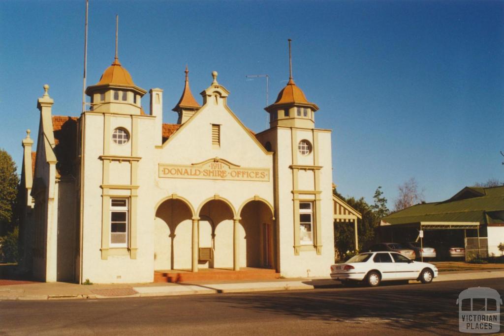 Donald Shire Offices, 2000