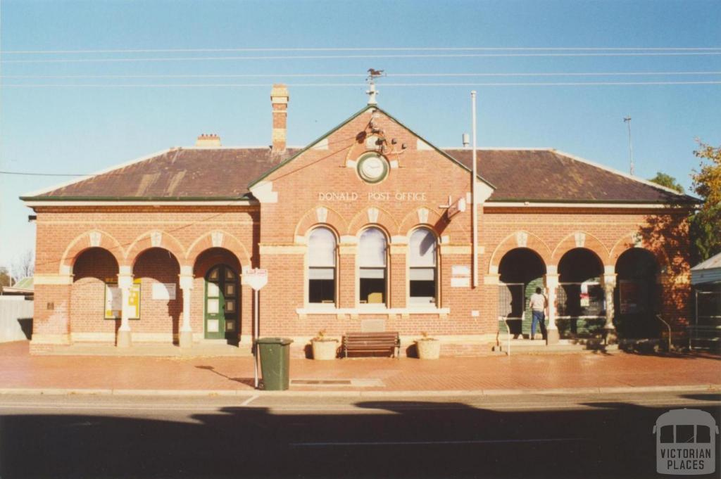 Donald Post Office, 2000