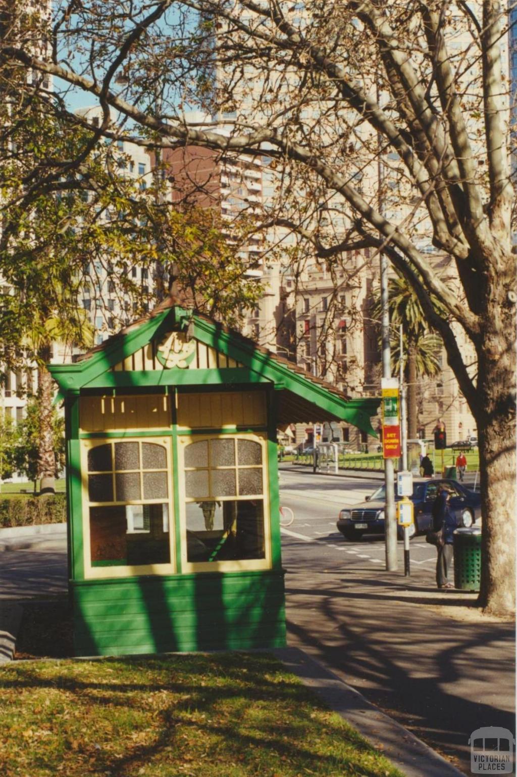 Tramway Board Passenger shelter, Macarthur Street, East Melbourne, 2000