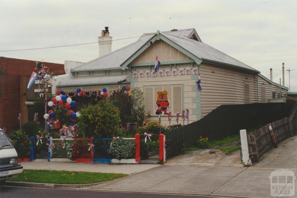 Hyde Street, Footscray, 2000