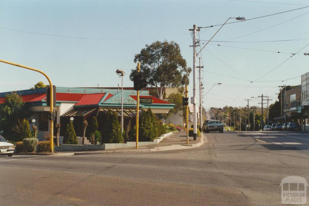 Corner of Camberwell and Toorak roads, Hartwell, 2000