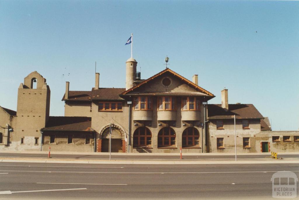 Mission to Seafarers, Flinders Street, Docklands, 2000