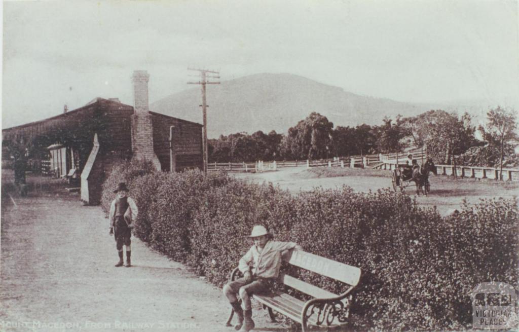 Macedon Railway Station, 1910