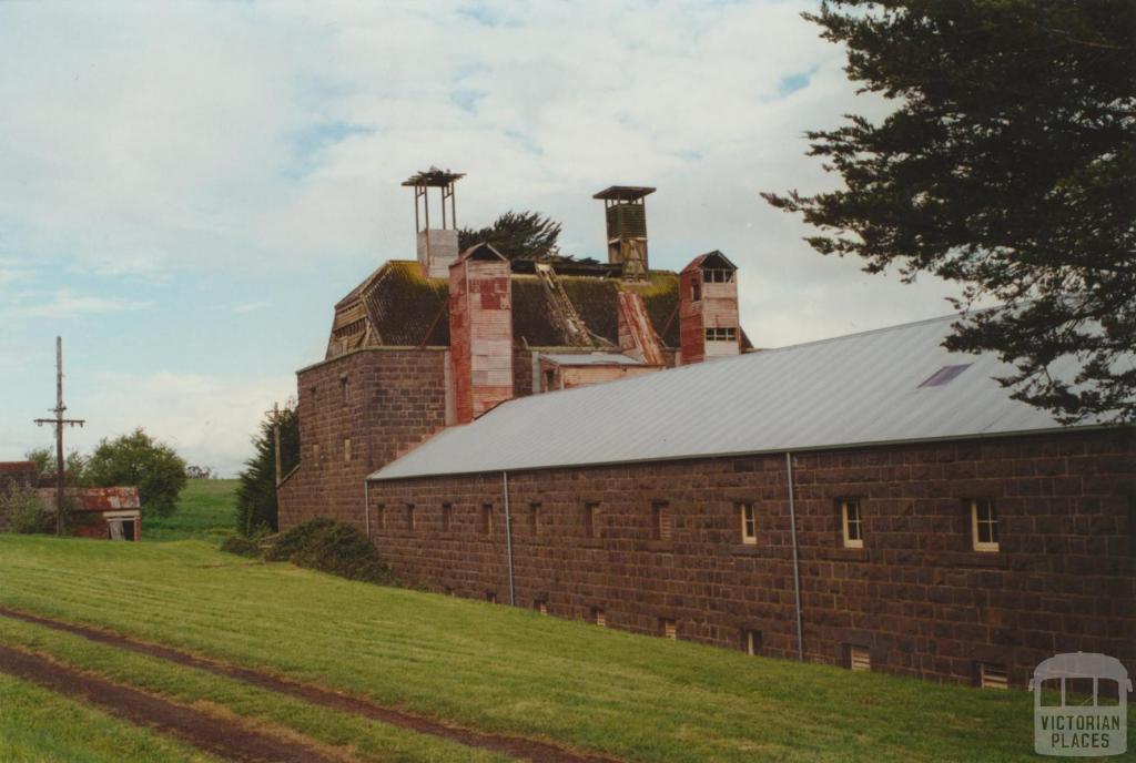 Dunnstown, former distillery and Spring water factory, 2000