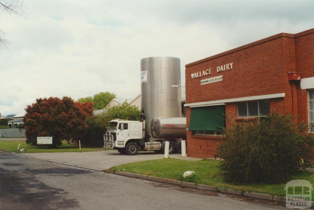 Wallace dairy, 2000