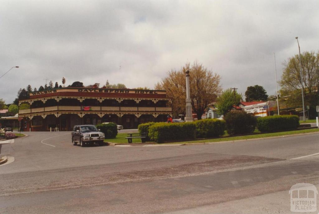 Walsh's Daylesford Hotel, 2000