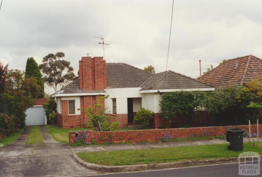 Melcombe Road, Ivanhoe (Jennings estate), 2000