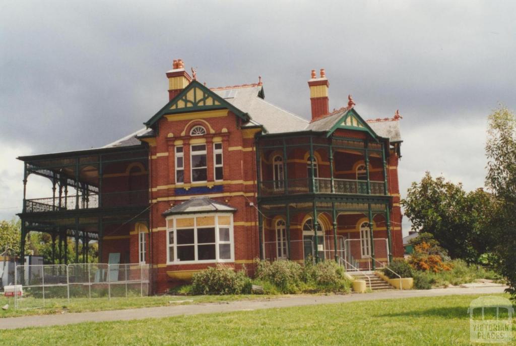 Bundoora Park homestead, 2000