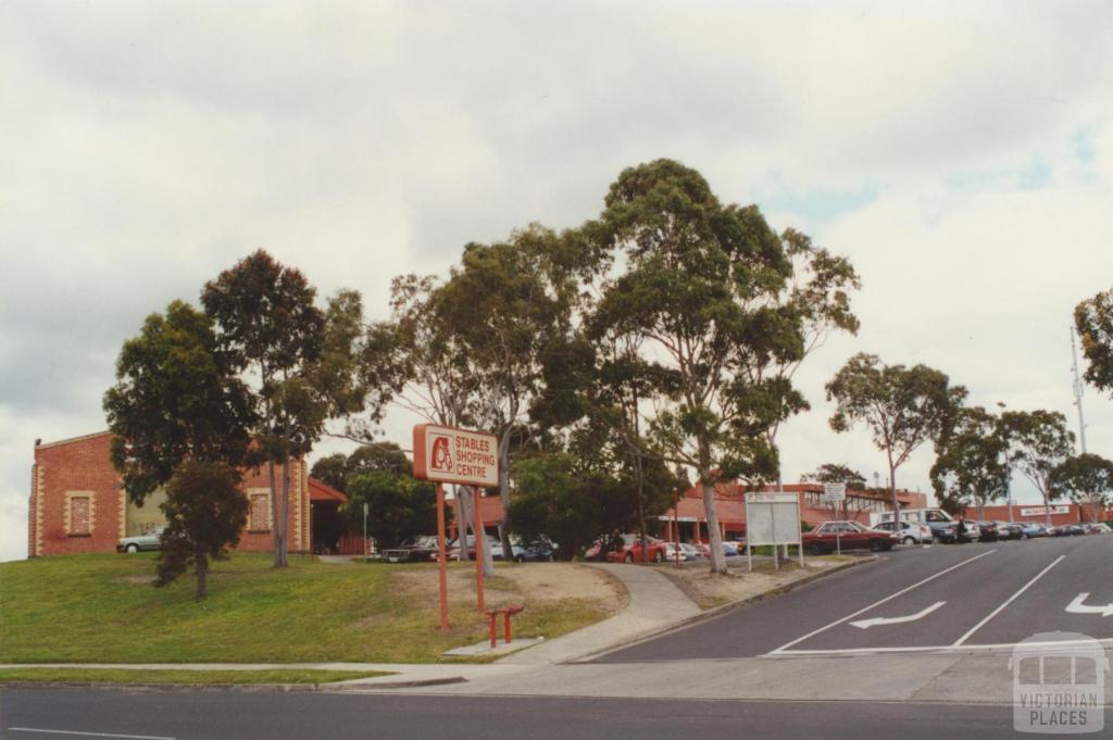 Mill Park, 2000