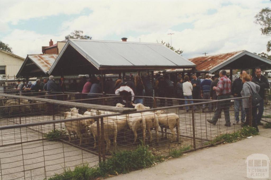 Mernda market, 2000