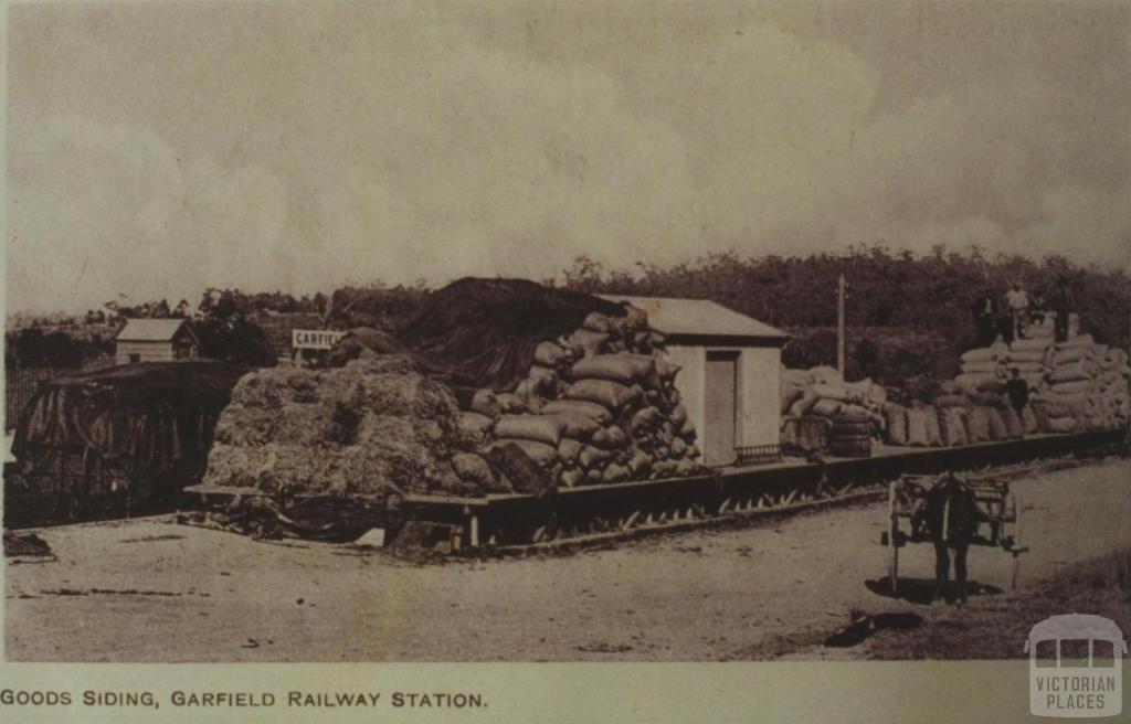 Garfield Railway Station