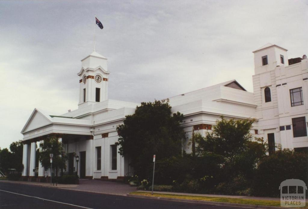 Caulfield Town Hall, 2000