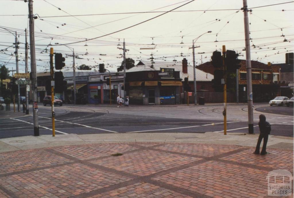 Caulfield Grand Union Tram junction, 2000