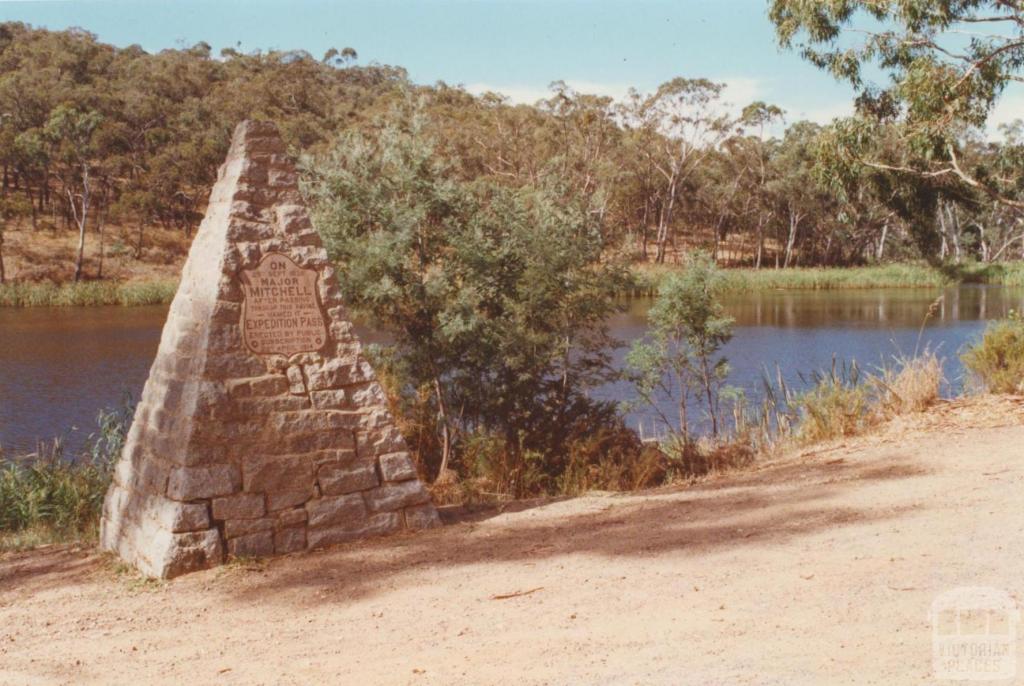 Expedition Pass, north-east of Faraday, 2001