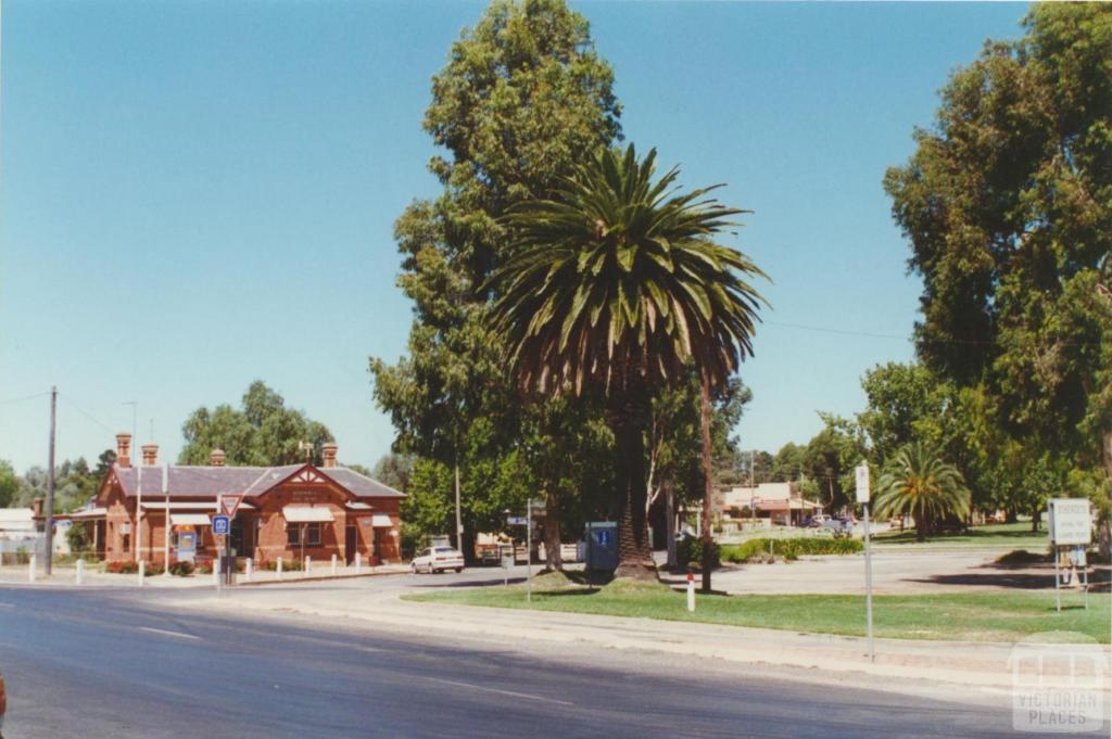 Rushworth Post Office, 2001