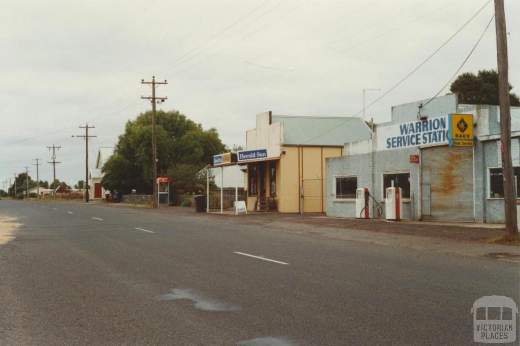 Main street, Warrion, 2001