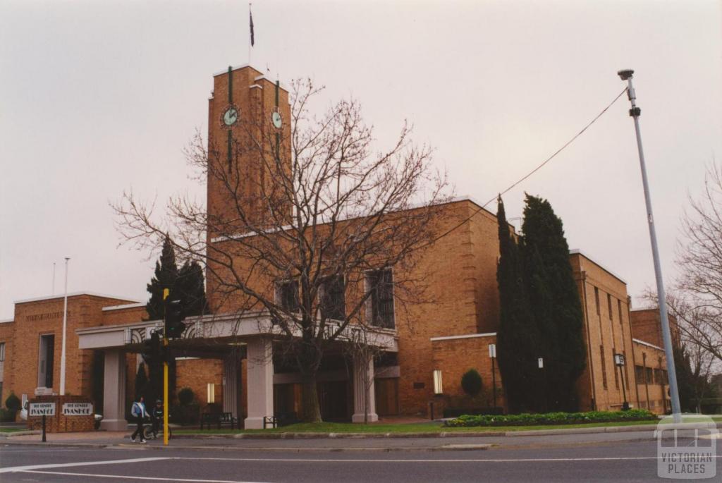 Heidelberg Town Hall, 2001