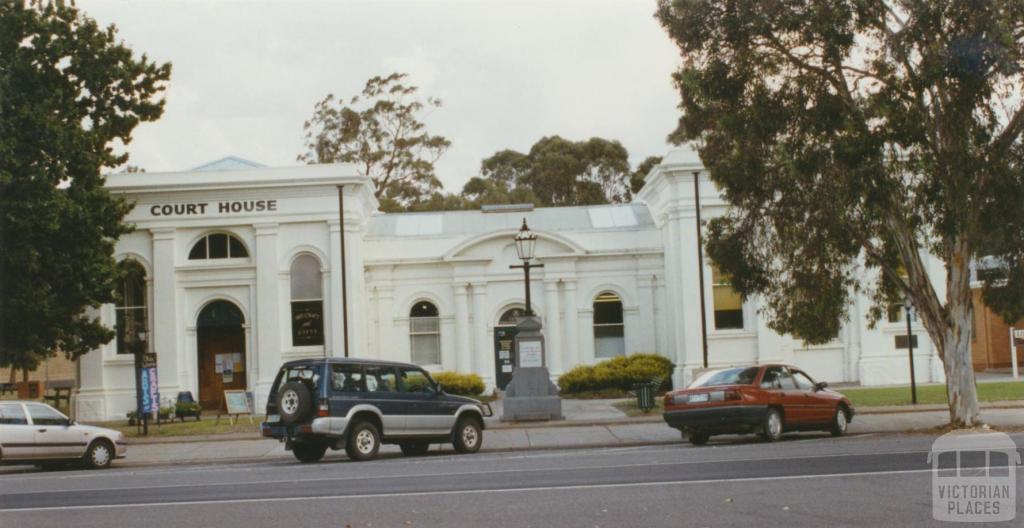 Heathcote, 2002