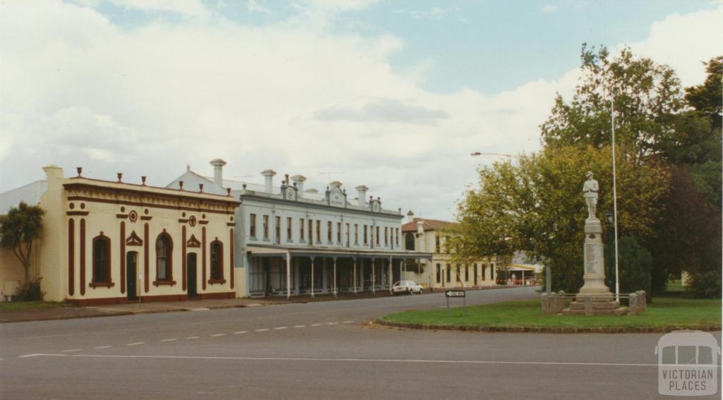 Main street (Woodend Road) Lancefield, 2002