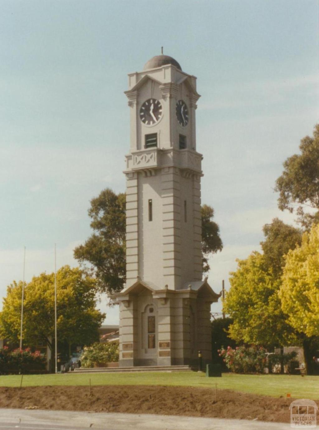 Clock tower, Ringwood, 2002