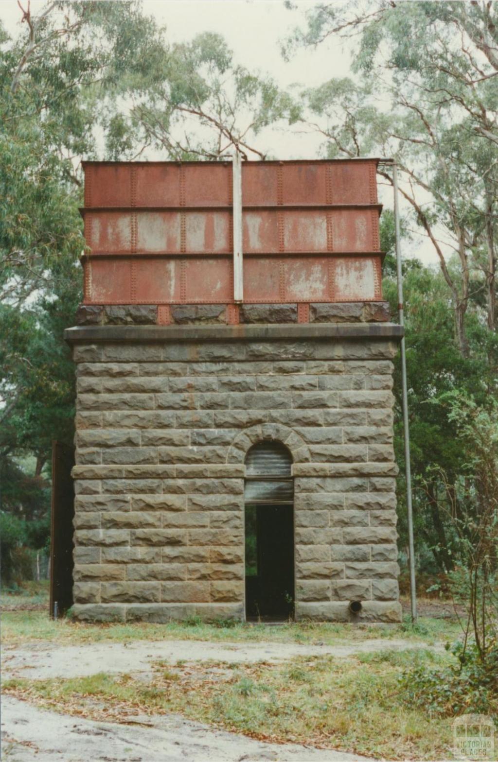 Lal Lal water tank, 2002