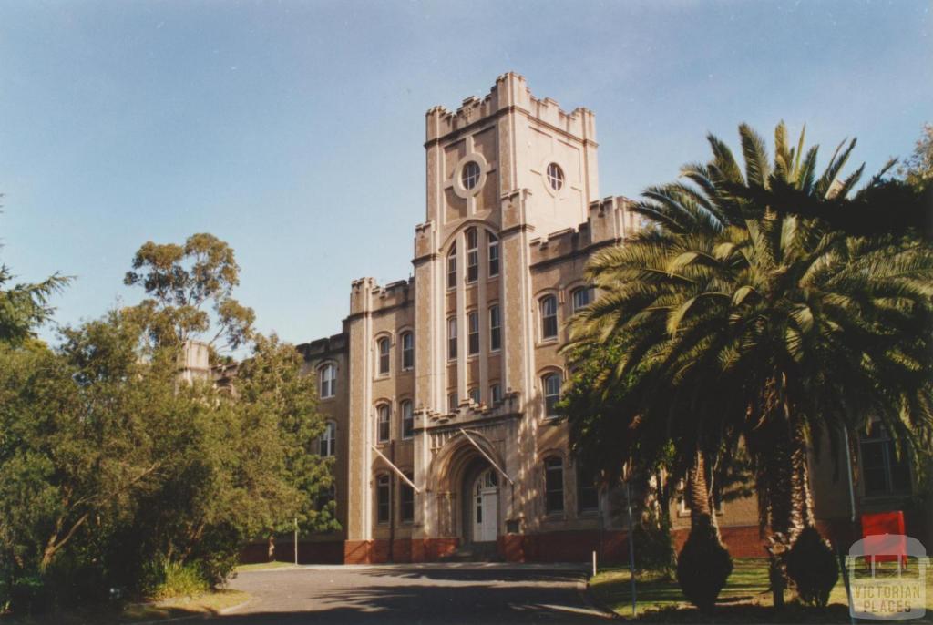 Loyala, Watsonia, 2002