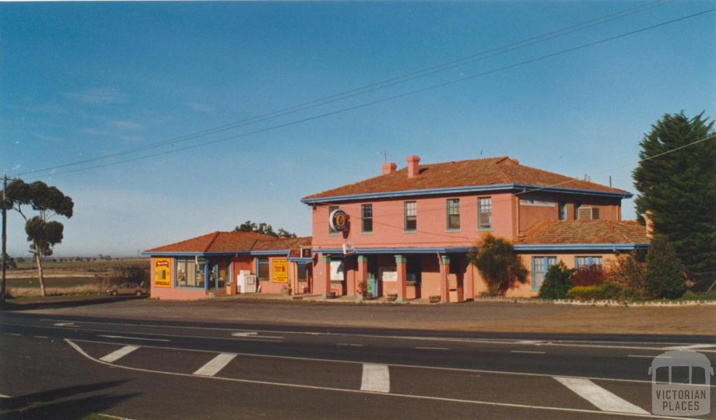 Diggers Rest Hotel, 2002