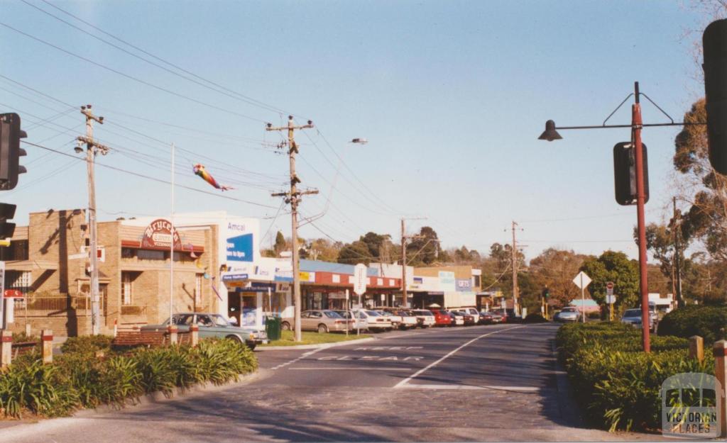 Mooroolbark, 2002