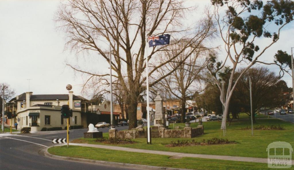 Berwick Inn, main street, Berwick, 2002