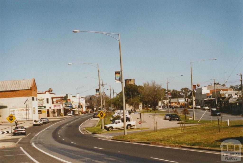 Nagambie main street, 2002