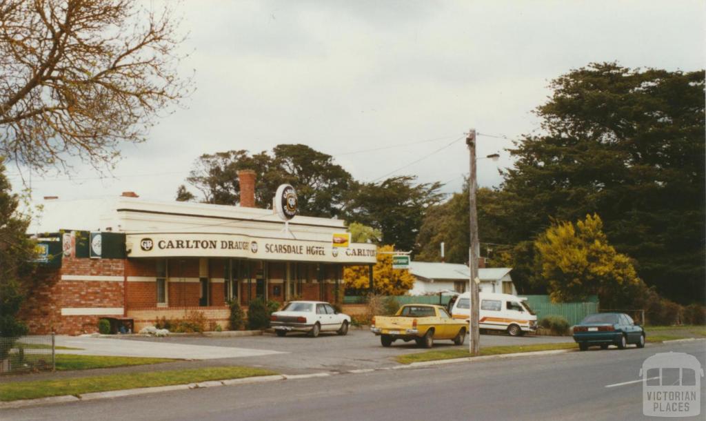 Scarsdale hotel, 2002