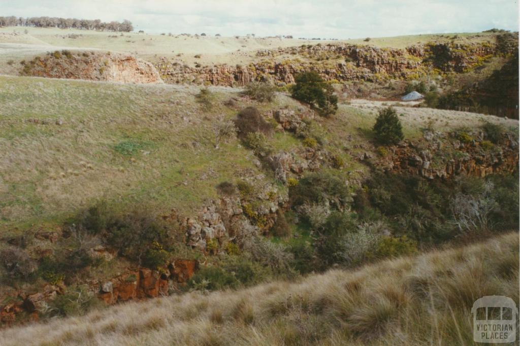 Devils Kitchen, Woady Yaloak Creek, 2002