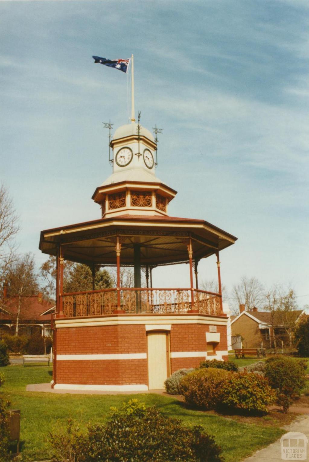 Beaufort rotunda, 2002