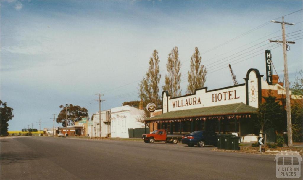 Willaura Hotel, 2002