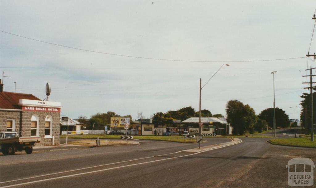 Lake Bolac Hotel, 2002