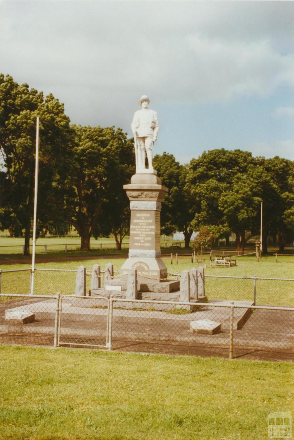 Byaduk War Memorial, 2002