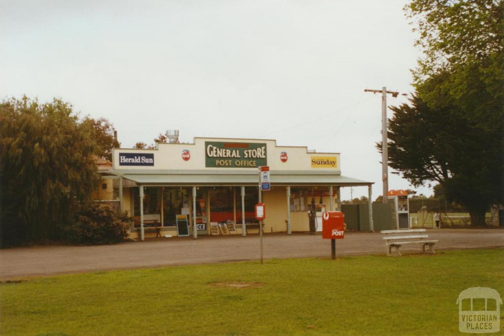 Woolsthorpe general store, 2002