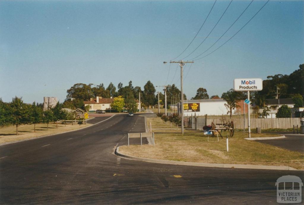 Darnum, 2003