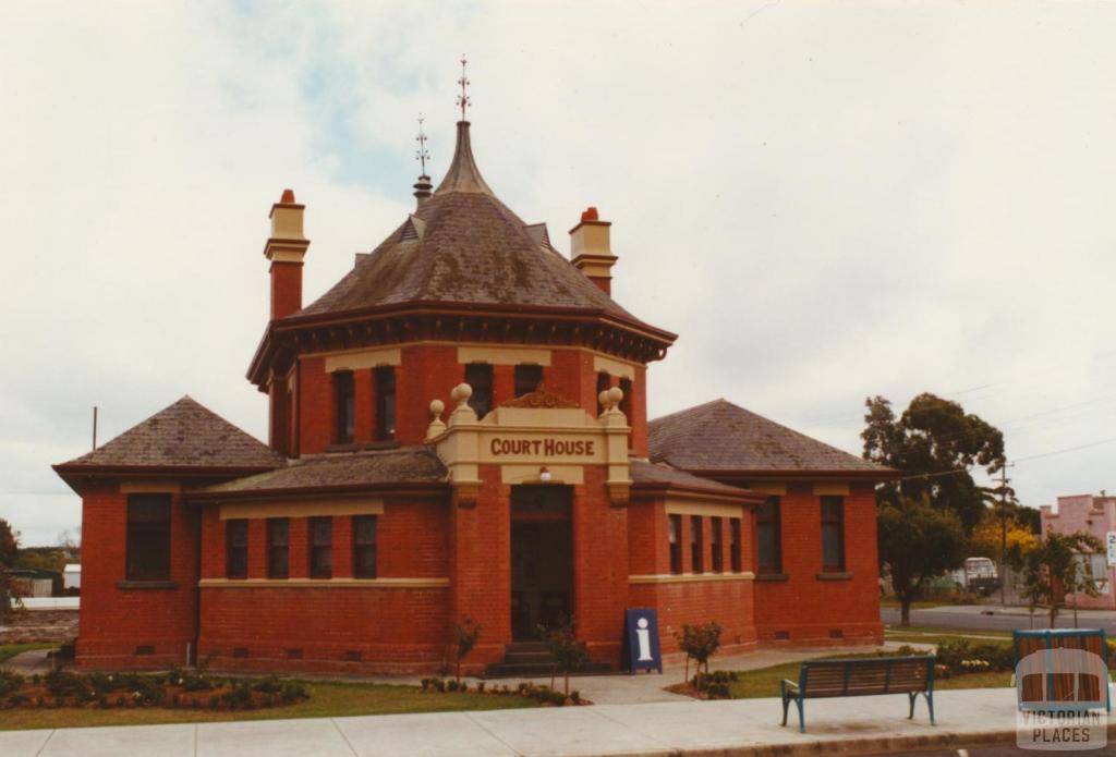 Yarram court house, 2003