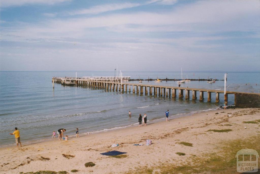 Pier, St Leonards, 2004