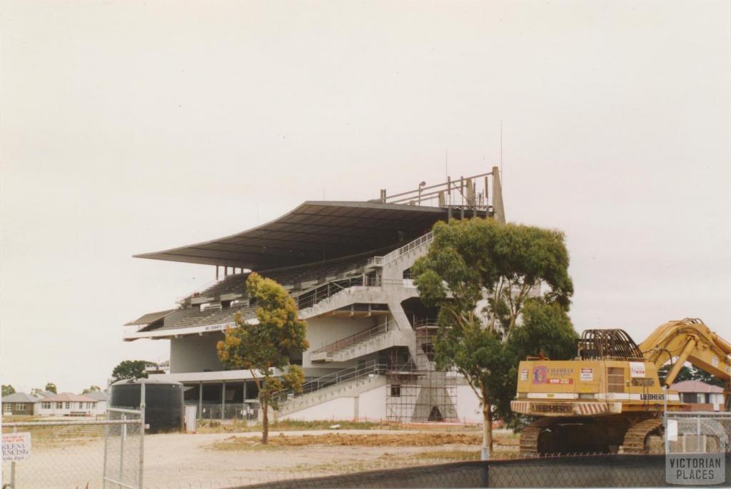 Waverley Australian Football League park, 2004