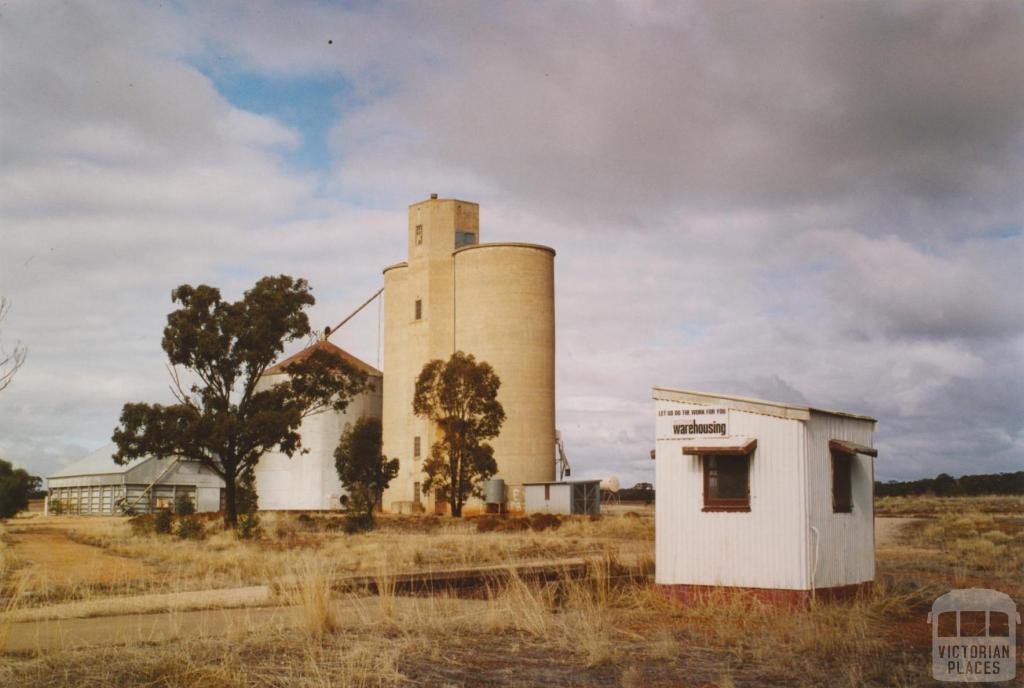 Wychitella silos and weighbridge office, 2005