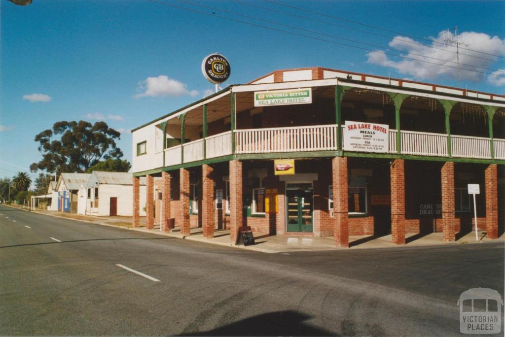 Sea Lake Hotel, 2005