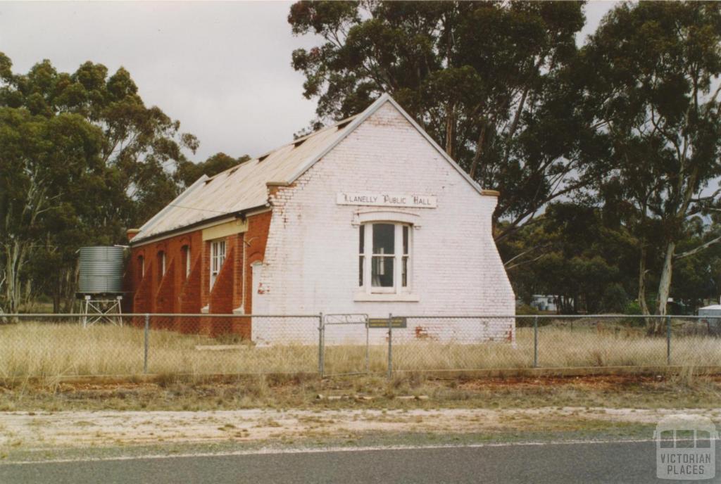 Llanelly Hall, 2005