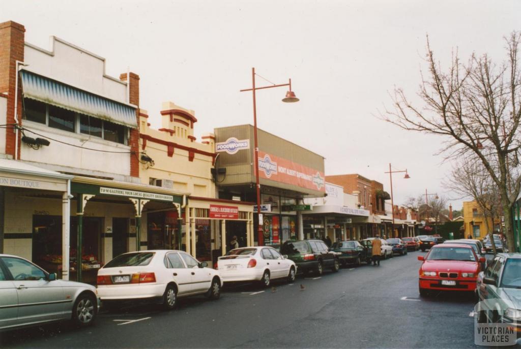 Hampton Street, Mont Albert, 2005