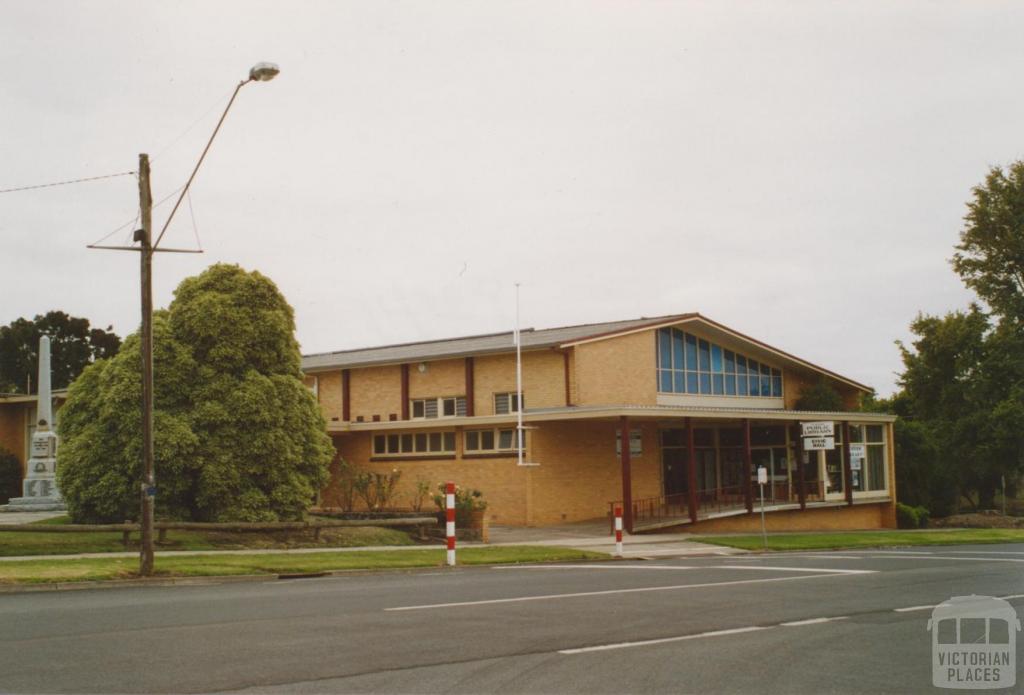 Cobden civic centre, 2006