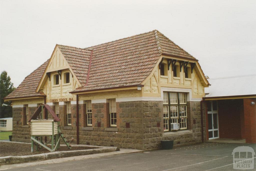 Cobden primary school, 2000