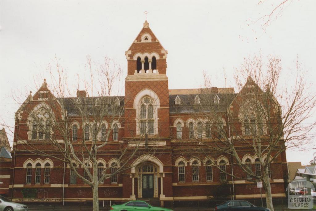 Queensberry Street, North Melbourne, 2006