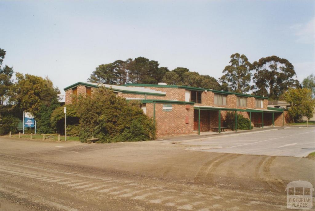 Devon Meadows Uniting Church and community hall, 2006